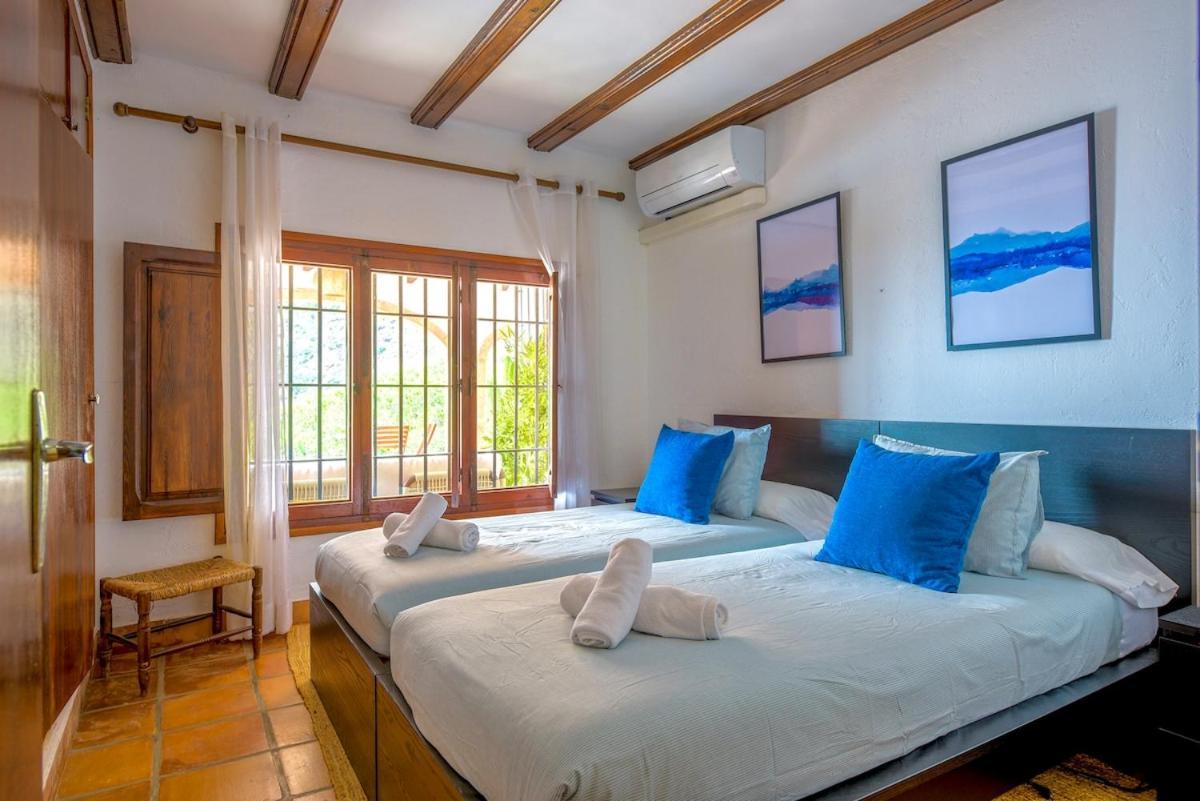 Breathtaking Sea Views, Cala Granadella, Free Parking Casa de vacances