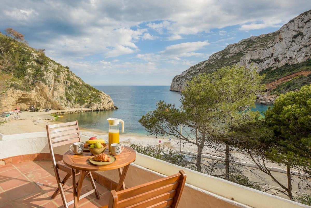 Breathtaking Sea Views, Cala Granadella, Free Parking Hébergement de vacances Jávea